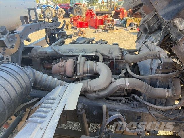 Hino FM1J Camiones aspiradores/combi