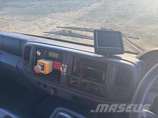 Hino FM1J Autocisterna