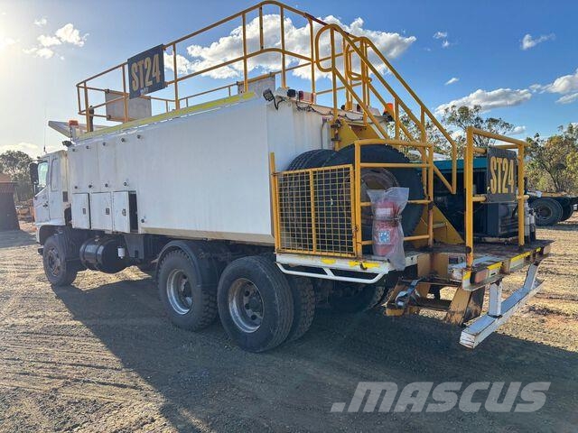 Hino FM1J Autocisterna