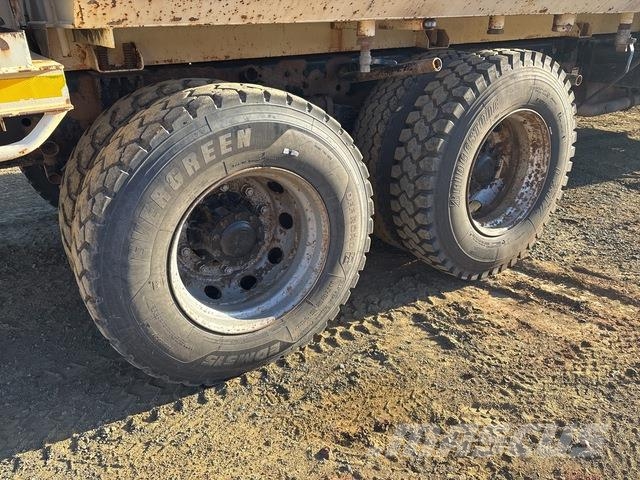 Hino FM1J Autocisterna