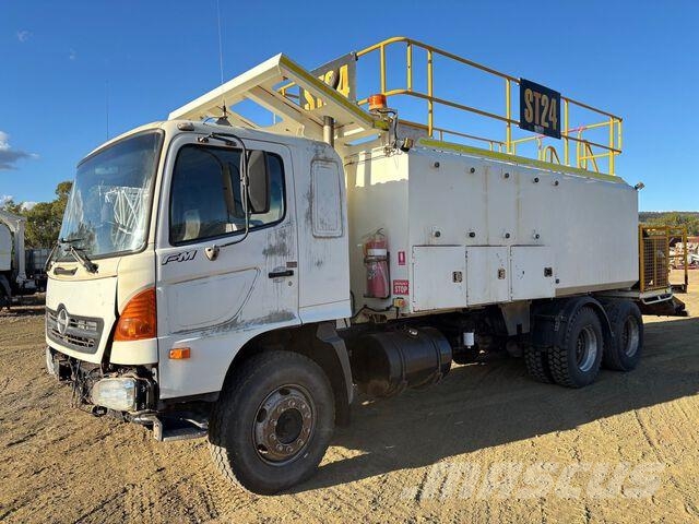 Hino FM1J Autocisterna