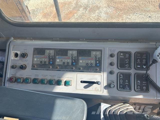 Hitachi EX1900-5 Εκσκαφείς με ερπύστριες