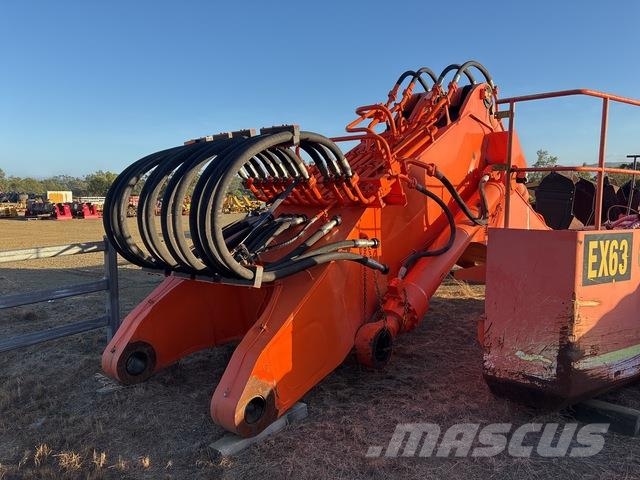 Hitachi EX1900-5 Crawler excavators
