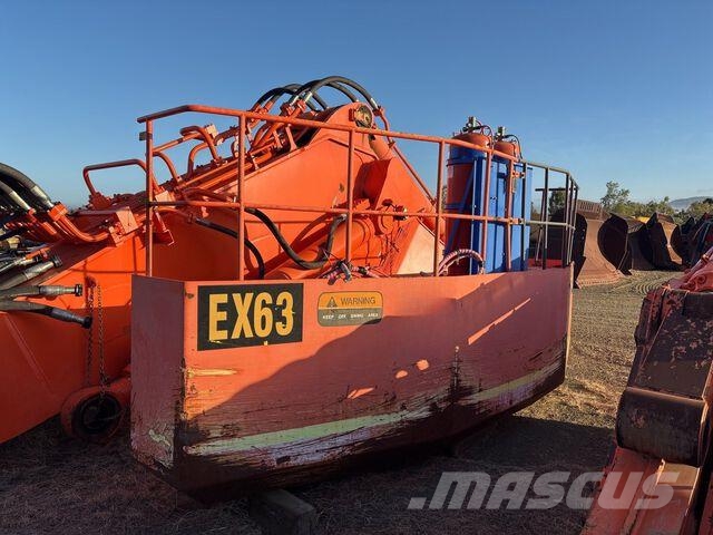 Hitachi EX1900-5 Crawler excavators
