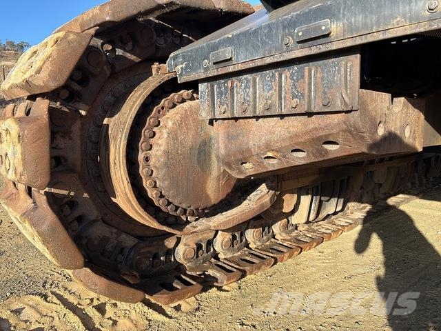 Hitachi EX1900-5 Crawler excavators