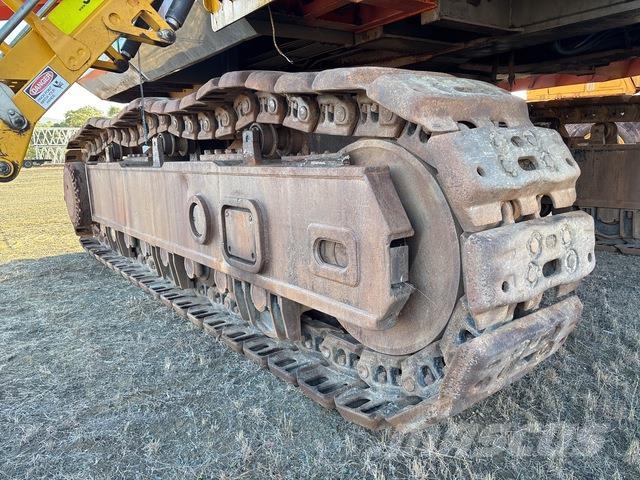 Hitachi EX1900-5 Crawler excavators