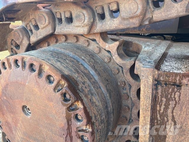 Hitachi EX1900-5 Crawler excavators