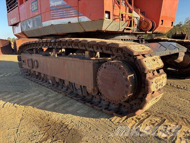 Hitachi EX1900-5 Crawler excavators
