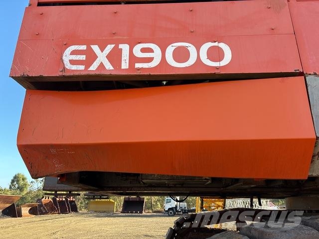 Hitachi EX1900-5 Crawler excavators