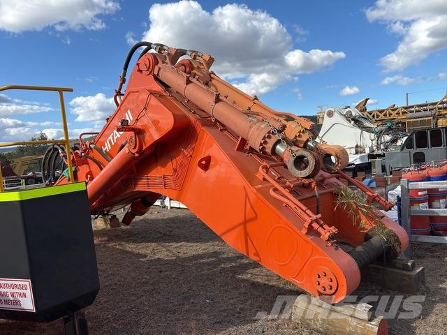 Hitachi EX1900-6 Crawler excavators