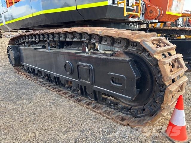 Hitachi EX1900-6 Crawler excavators