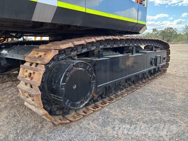 Hitachi EX1900-6 Crawler excavators
