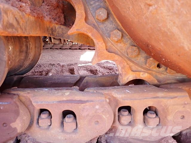 Hitachi EX1900-6 Crawler excavators