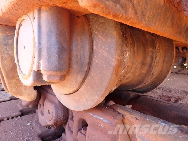 Hitachi EX1900-6 Crawler excavators