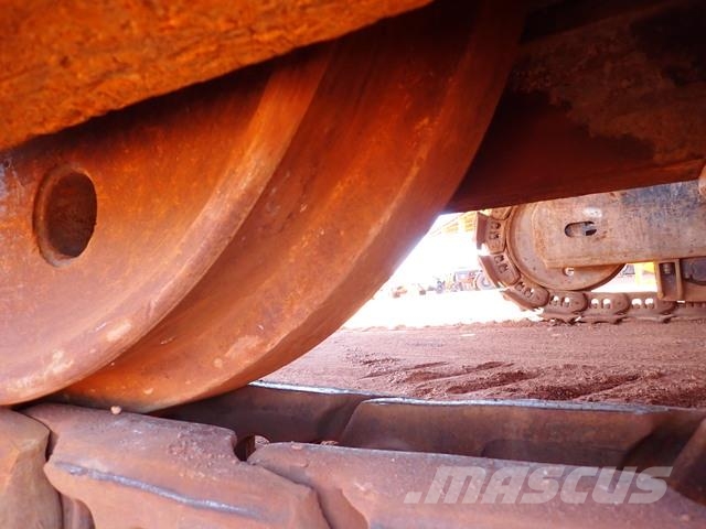 Hitachi EX1900-6 Crawler excavators