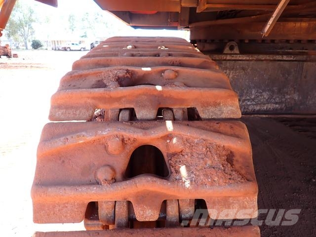 Hitachi EX1900-6 Crawler excavators