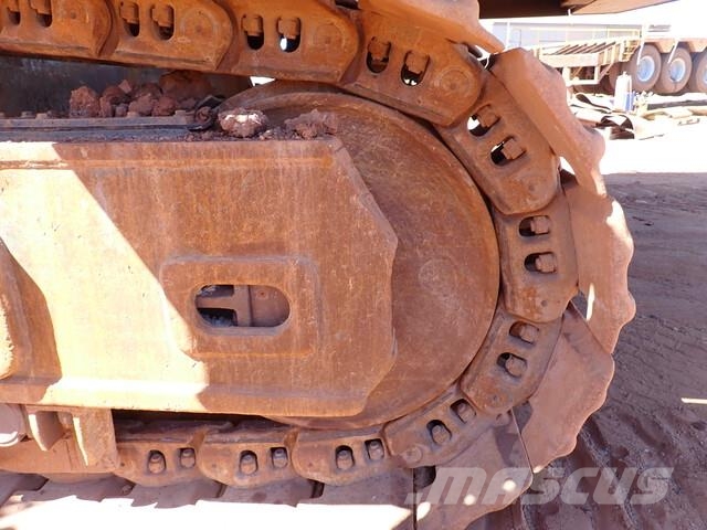 Hitachi EX1900-6 Crawler excavators