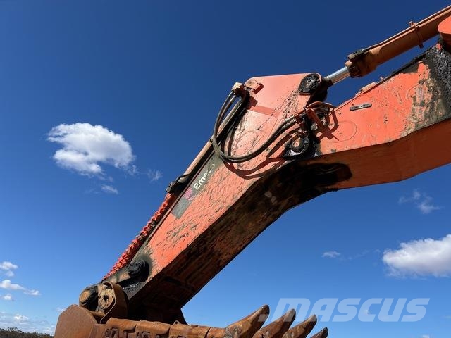 Hitachi EX2600-6BE Roomikekskavaatorid