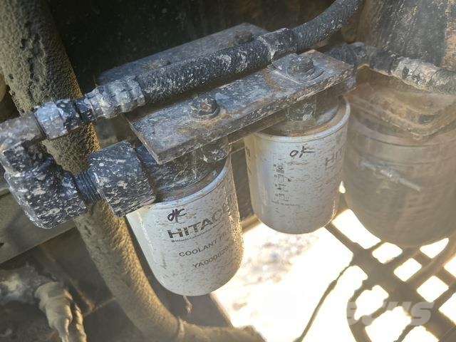 Hitachi EX2600-6BE Roomikekskavaatorid