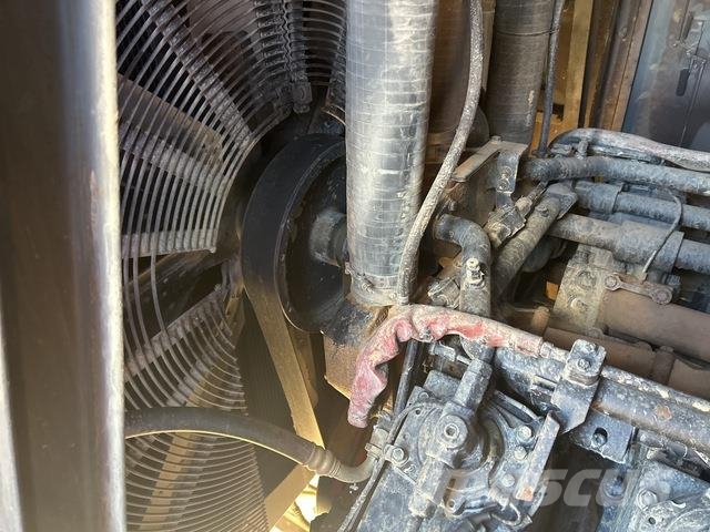 Hitachi EX2600-6BE Roomikekskavaatorid