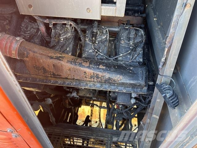 Hitachi EX2600-6BE Roomikekskavaatorid