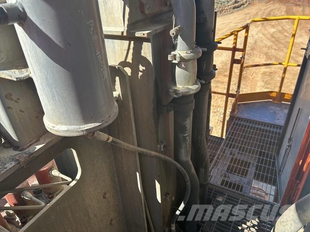 Hitachi EX2600-6BE Roomikekskavaatorid