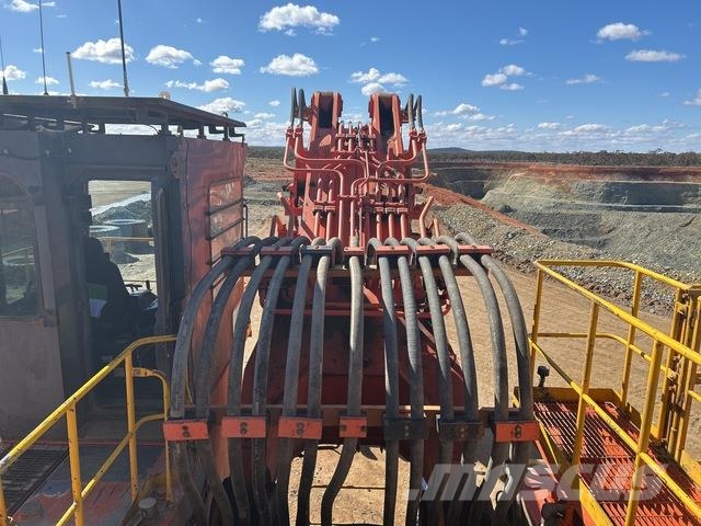 Hitachi EX2600-6BE Roomikekskavaatorid