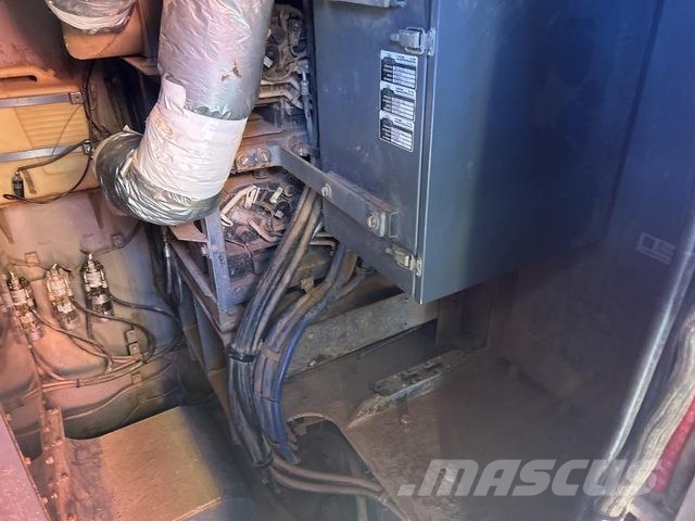 Hitachi EX2600-6BE Roomikekskavaatorid