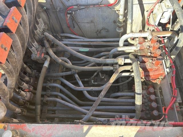 Hitachi EX2600-6BE Roomikekskavaatorid