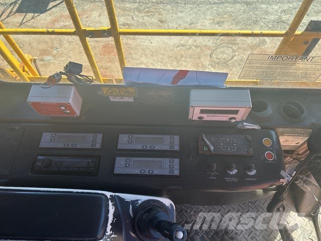 Hitachi EX2600-6BE Roomikekskavaatorid
