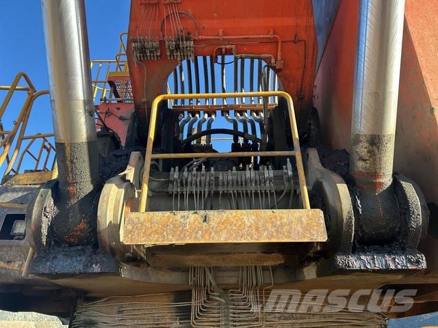 Hitachi EX2600-6BE Roomikekskavaatorid