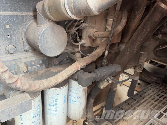 Hitachi EX3600-5 Paletli ekskavatörler