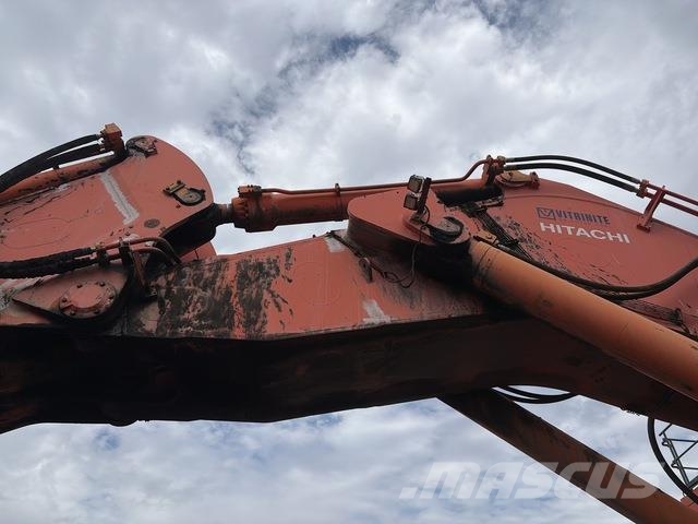 Hitachi EX3600-5 Paletli ekskavatörler