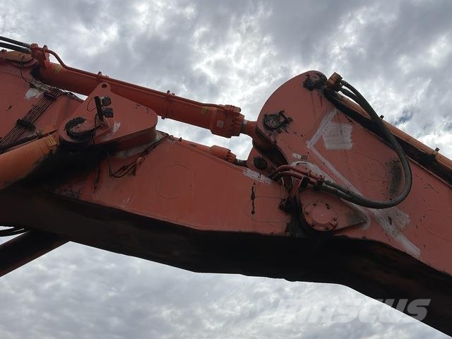 Hitachi EX3600-5 Paletli ekskavatörler