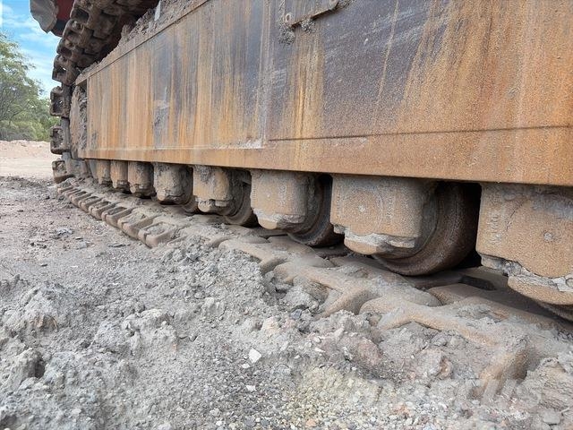 Hitachi EX3600-5 Paletli ekskavatörler