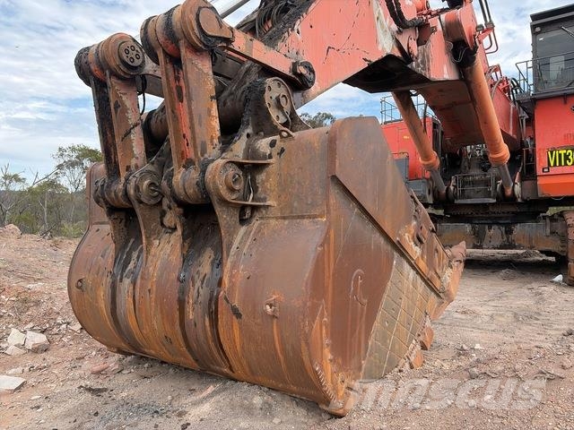 Hitachi EX3600-5 Paletli ekskavatörler