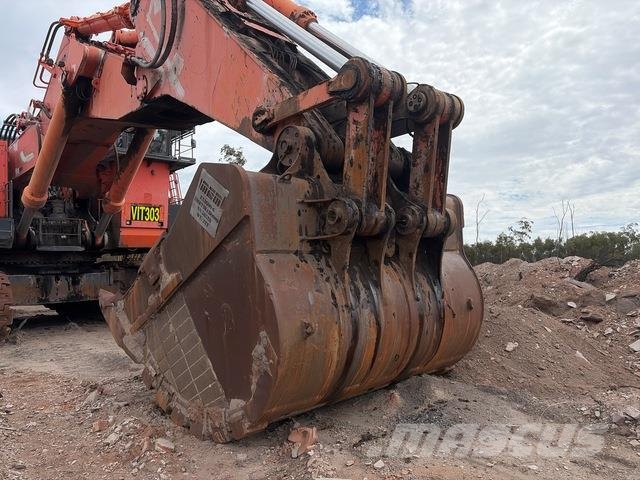 Hitachi EX3600-5 Paletli ekskavatörler