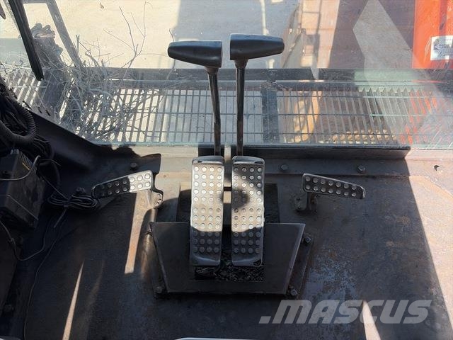 Hitachi EX3600-6 Crawler excavators