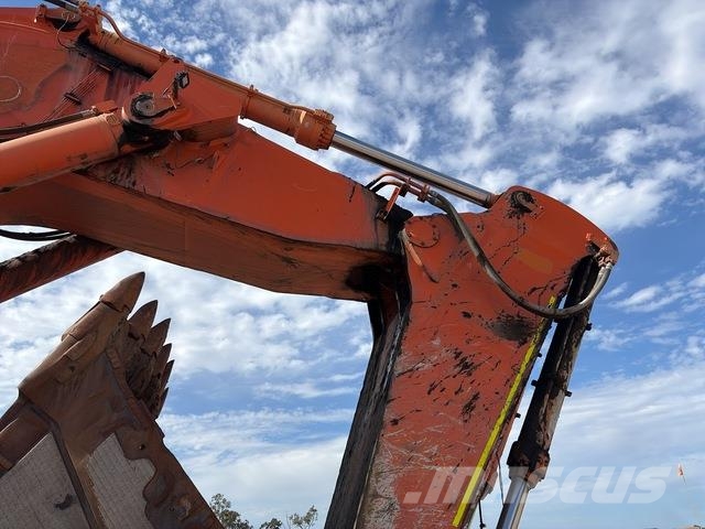 Hitachi EX3600-6 Crawler excavators
