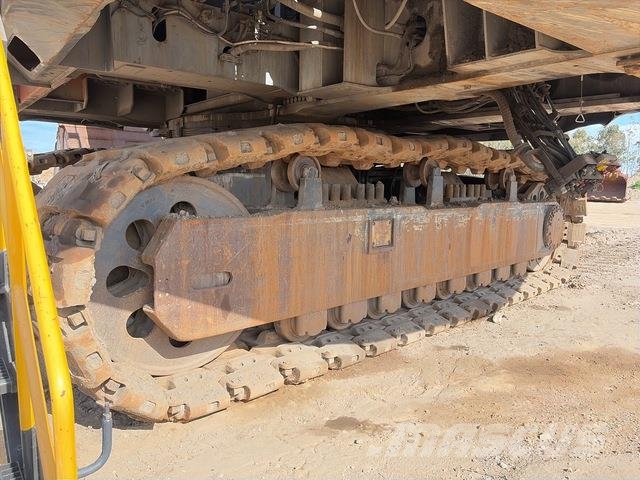 Hitachi EX3600-6 Crawler excavators