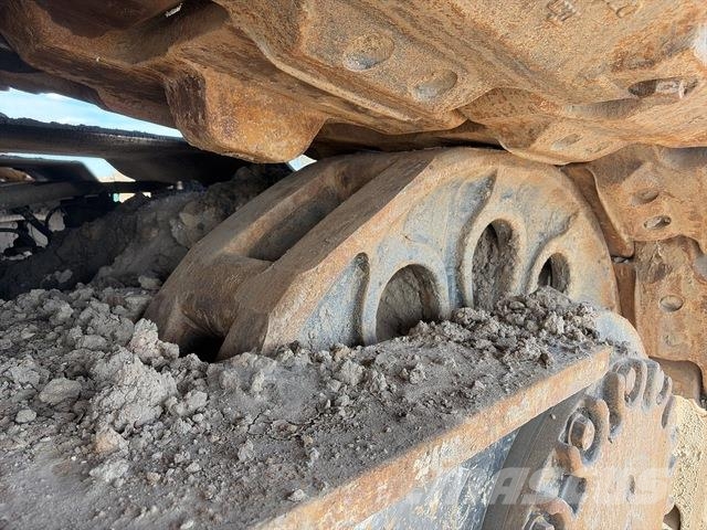 Hitachi EX3600-6 Crawler excavators