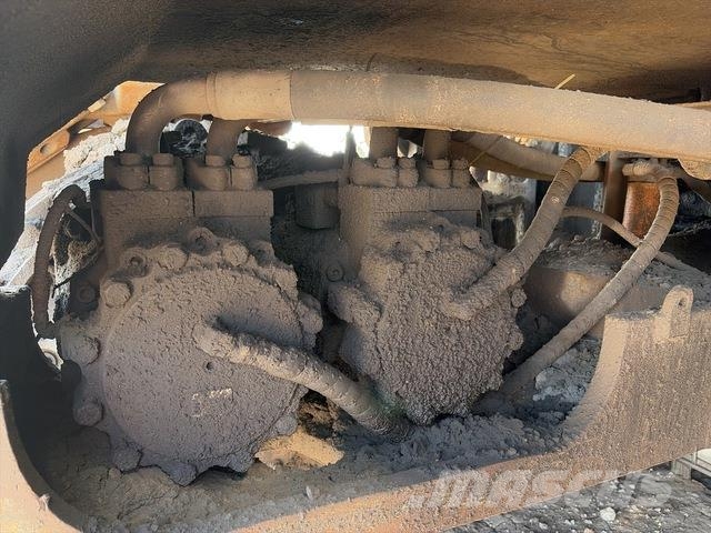 Hitachi EX3600-6 Crawler excavators