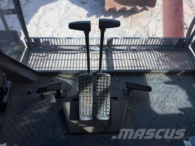 Hitachi EX3600-6 Crawler excavators