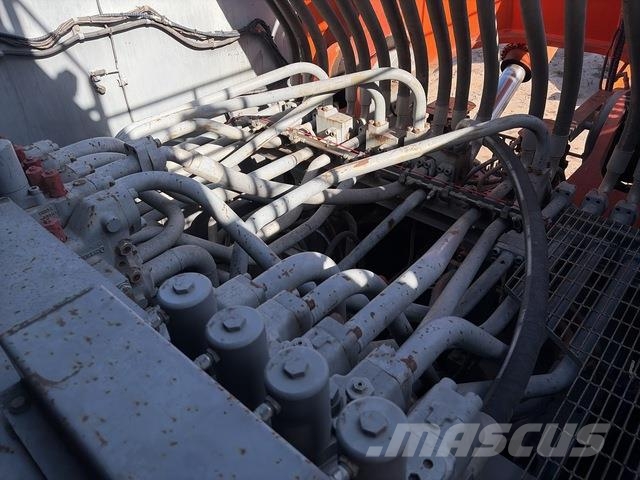 Hitachi EX3600-6 Crawler excavators