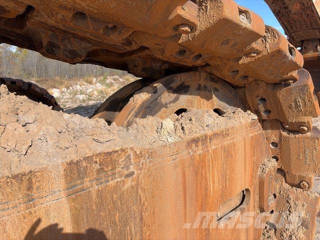 Hitachi EX3600-6 Crawler excavators
