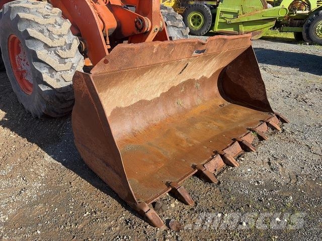 Hitachi LX80 Фронтальные погрузчики