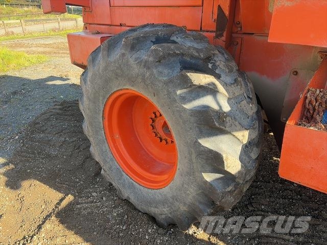 Hitachi LX80 Фронтальные погрузчики