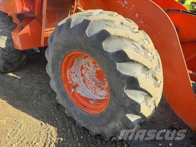 Hitachi LX80 Фронтальные погрузчики