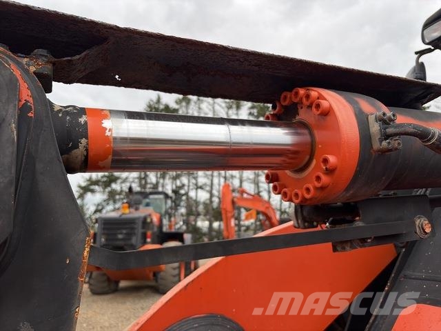 Hitachi ZW220-6 Cargadoras sobre ruedas