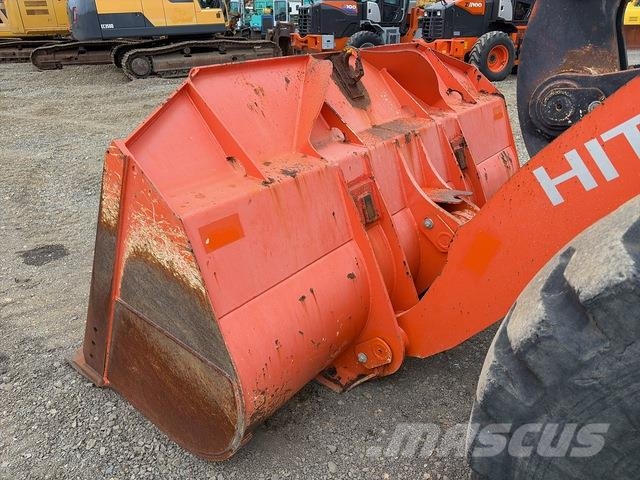Hitachi ZW220-6 Cargadoras sobre ruedas